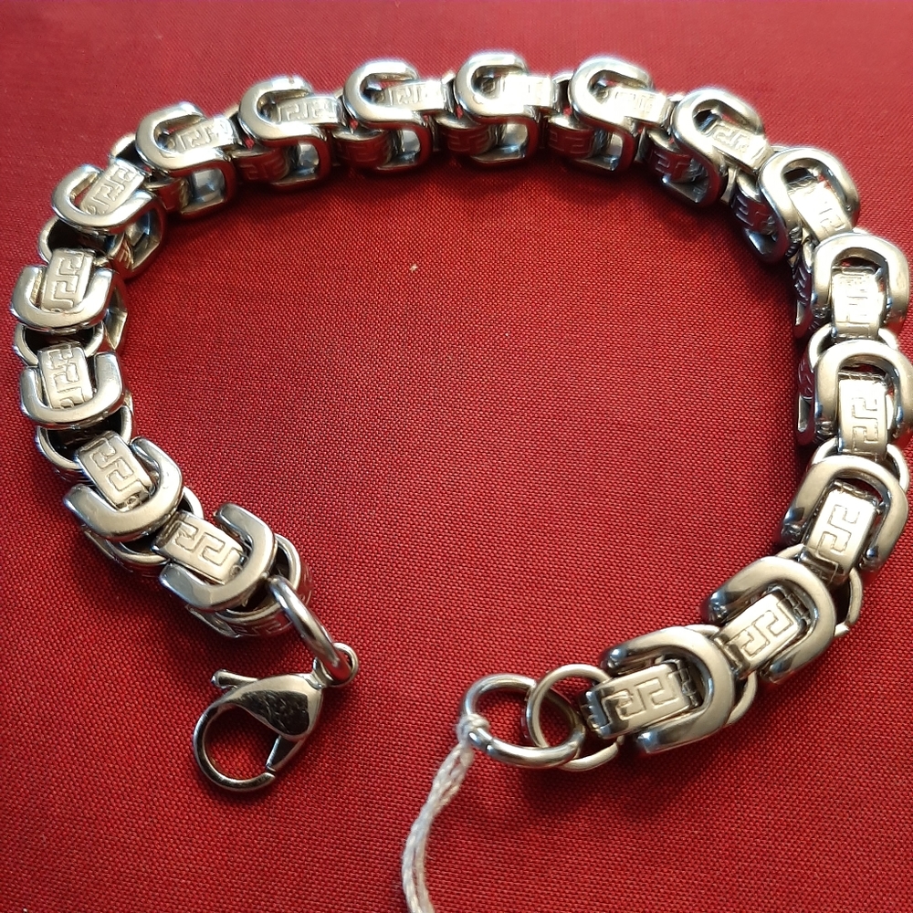 Men's jewelry